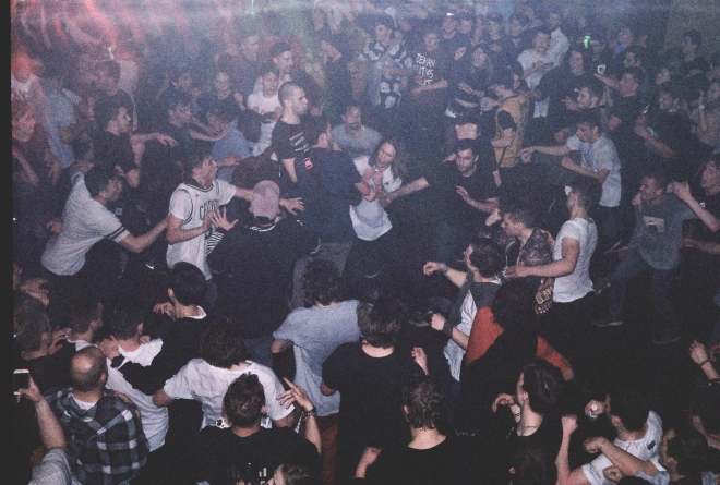 20 Smack A51 Skončila Show Roxy Archetyp Moshpit